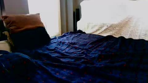 krisu1976 online show from 26, 10, 2025