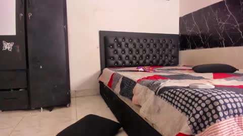 krixty online show from 30, 10, 2025