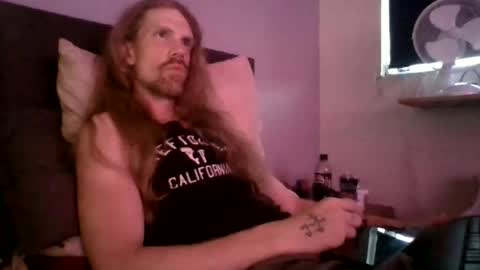 Snapshot of krullz123 chatting on 24, 6, 2026 Krullz online show from 24, 6, 2026