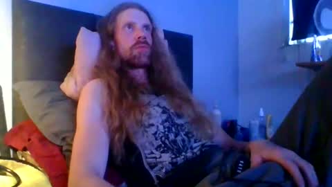 Snapshot of krullz123 chatting on 1, 7, 2026 Krullz online show from 1, 7, 2026