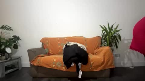 Snapshot of krystal199 chatting on 17, 11, 2025 Plushpie online show from 17, 11, 2025