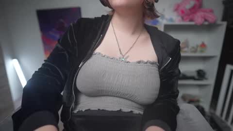 Krystal Syx online show from 12, 3, 2025