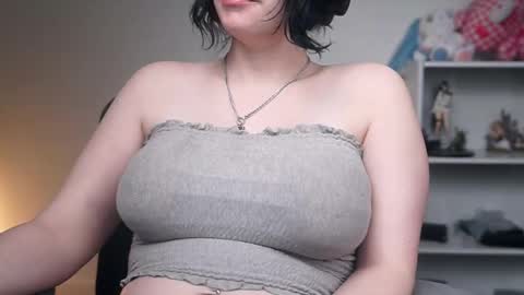 Snapshot of krystalsyxx chatting on 15, 2, 2026 Krystal Syx online show from 15, 2, 2026