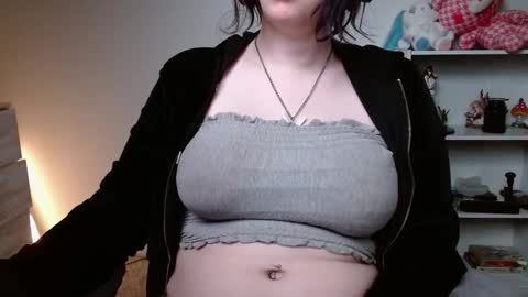 Snapshot of krystalsyxx chatting on 16, 3, 2026 Krystal Syx online show from 16, 3, 2026