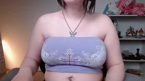 Snapshot of krystalsyxx chatting on 27, 3, 2026 Krystal Syx online show from 27, 3, 2026