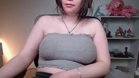 Snapshot of krystalsyxx chatting on 29, 3, 2026 Krystal Syx online show from 29, 3, 2026