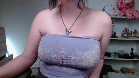 Snapshot of krystalsyxx chatting on 16, 5, 2026 Krystal Syx online show from 16, 5, 2026