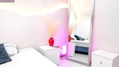 Krystal online show from 1, 10, 2025