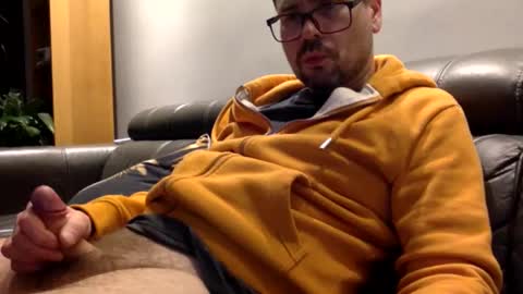 krzysztof1977 online show from 25, 2, 2026