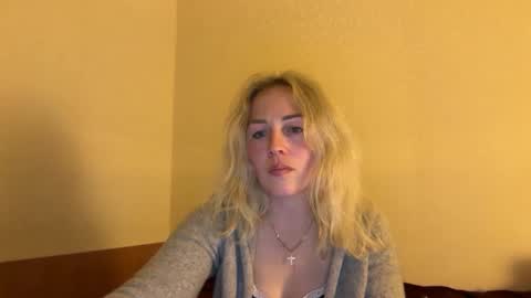 ksenia online show from 4, 10, 2025