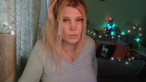 Annika  MTF ts post -op online show from 18, 12, 2024