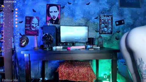 Erika online show from 23, 1, 2025