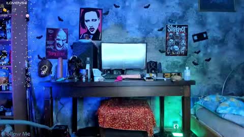 Erika online show from 13, 2, 2025