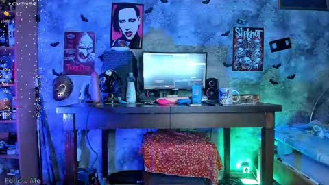 Erika online show from 25, 2, 2025