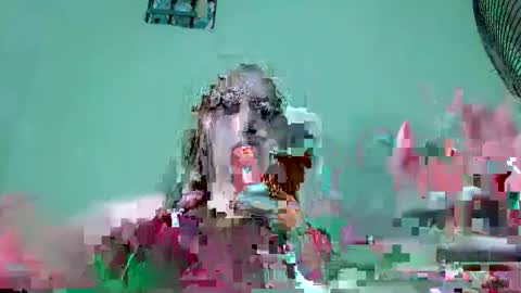 Snapshot of kween_romance chatting on 30, 12, 2024 Kween online show from 30, 12, 2024