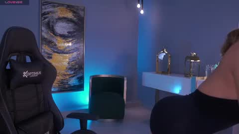 Snapshot of kylamorrison chatting on 11, 6, 2026 I am Kyla online show from 11, 6, 2026