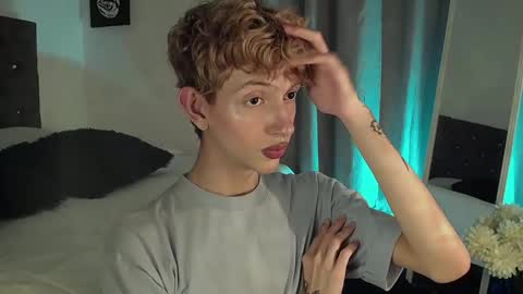 Snapshot of kyle__cooper chatting on 17, 12, 2024 Kyle Cooper online show from 17, 12, 2024