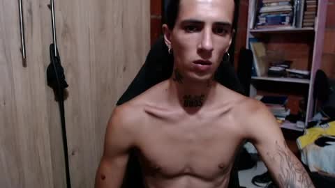 Snapshot of kyleer77 chatting on 5, 6, 2026 kyleer77 online show from 5, 6, 2026