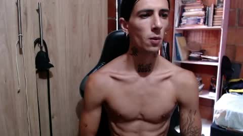 Snapshot of kyleer77 chatting on 7, 6, 2026 kyleer77 online show from 7, 6, 2026