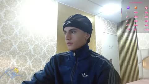 Snapshot of kyler_tay chatting on 25, 5, 2026 kyler_tay online show from 25, 5, 2026