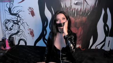 Snapshot of kylie_foxx1 chatting on 11, 2, 2025 submissive demon Please help me to reach 500 thumbs up online show from 11, 2, 2025