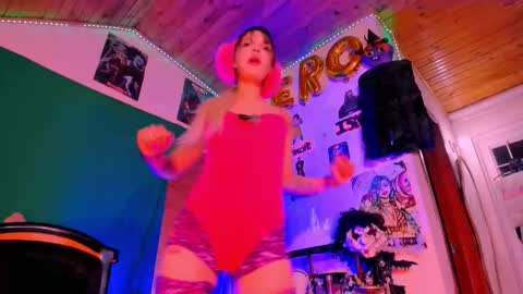 Snapshot of kyliekandy chatting on 12, 10, 2025 online show from 12, 10, 2025