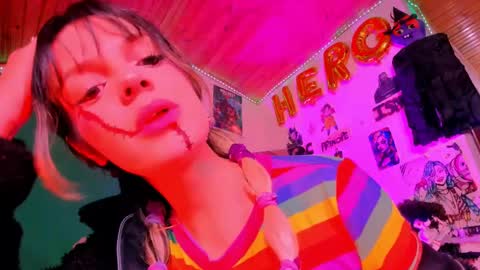 Snapshot of kyliekandy chatting on 12, 10, 2025 online show from 12, 10, 2025