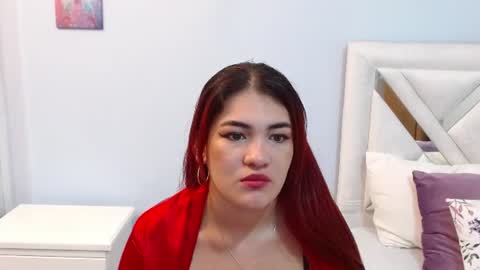 Snapshot of kyliiebaker chatting on 21, 6, 2026 Kylie online show from 21, 6, 2026