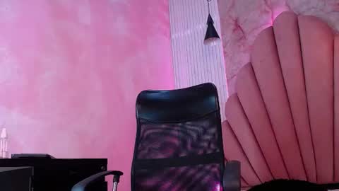 Snapshot of kyomi_hunt chatting on 18, 6, 2026 kyomi_hunt online show from 18, 6, 2026
