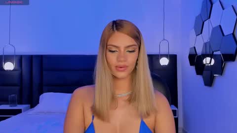 Kyomi Velvet online show from 18, 2, 2026