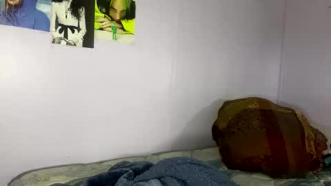 Lily online show from 7, 4, 2026