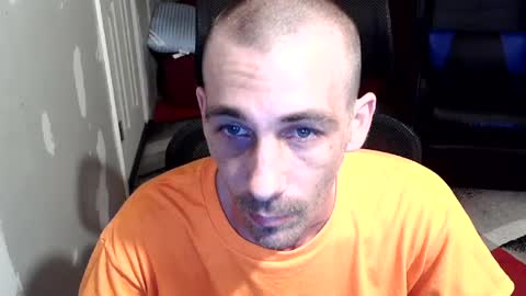 Snapshot of l1v1nth3dr3am chatting on 17, 7, 2026 l1v1nth3dr3am online show from 17, 7, 2026