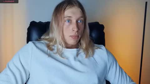 Adonis online show from 15, 2, 2026