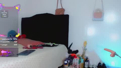 AriSaray online show from 18, 10, 2025