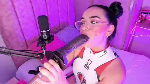 Snapshot of laana_foxx chatting on 3, 7, 2026 lana foxx Model independient online show from 3, 7, 2026