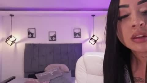  L A R A   online show from 14, 3, 2026