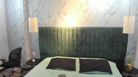 Snapshot of labrinthteasing chatting on 1, 3, 2026 labrinthteasing online show from 1, 3, 2026