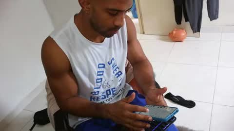 Snapshot of lacasadelosmunecosbq chatting on 17, 6, 2026 Bruno Smith online show from 17, 6, 2026