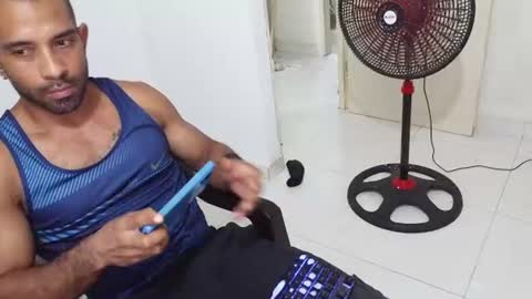 Snapshot of lacasadelosmunecosbq chatting on 14, 7, 2026 Bruno Smith online show from 14, 7, 2026