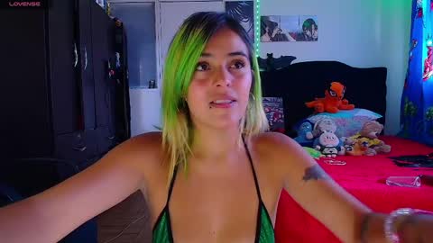 Snapshot of lacolombiana_bitch chatting on 30, 4, 2026 Valentina online show from 30, 4, 2026
