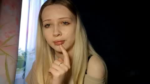 Snapshot of ladawnloser chatting on 10, 5, 2026 Lada online show from 10, 5, 2026
