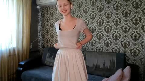 Snapshot of ladawnloser chatting on 21, 5, 2026 Lada online show from 21, 5, 2026
