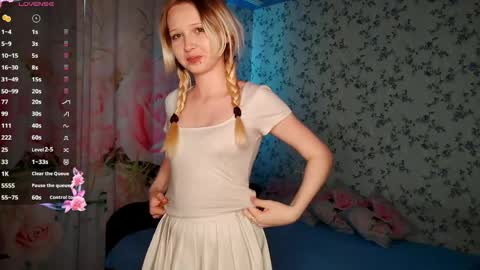 Snapshot of ladawnloser chatting on 31, 5, 2026 Lada online show from 31, 5, 2026