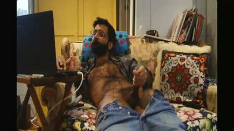Snapshot of ladex96 chatting on 14, 4, 2026 Ali online show from 14, 4, 2026