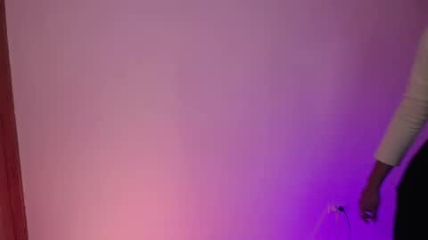 Karla - Instagram   lady karla1 online show from 18, 2, 2025