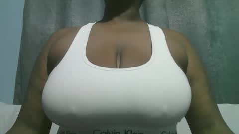 lady_dearra online show from 24, 10, 2025