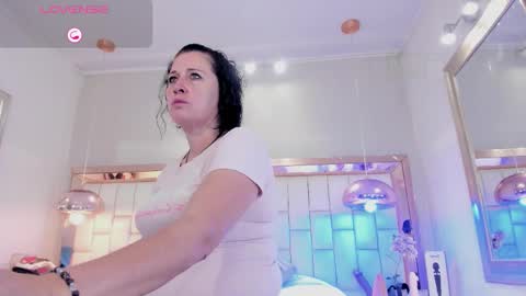    online show from 28, 2, 2026