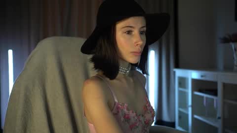 Snapshot of lady_nicolett chatting on 26, 9, 2025 lady_nicolett online show from 26, 9, 2025