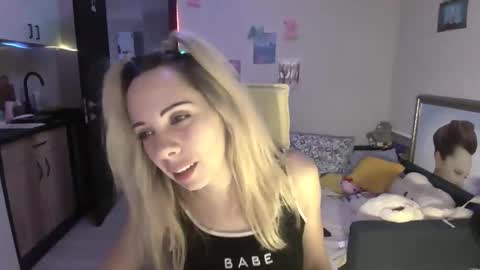 lady_smile69 online show from 30, 10, 2025