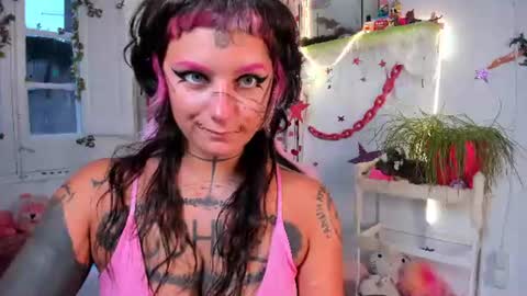 Snapshot of lady_sontse_ chatting on 11, 7, 2026 Mia online show from 11, 7, 2026